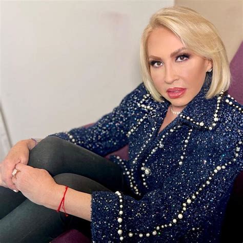 saco chanel de perlas laura bozzo precio|El millonario clóset de Laura Bozzo: incluye un saco que sólo 2 .